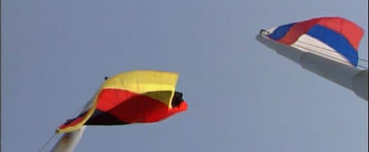 captivating Clip of symbolism as the 🇷🇺 Russian and 🇩🇪 German flags come together