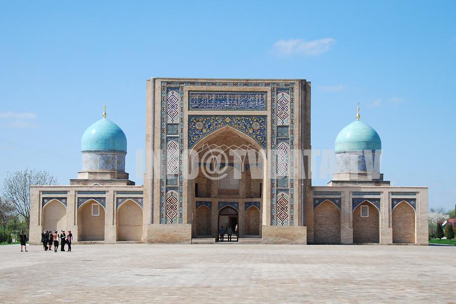 Location Scouting in Tashkent: Discovering the Heart of Uzbekistan for Filmmakers

Tashkent, the vibrant capital of Uzbekistan, presents filmmakers with a tapestry of cinematic opportunities. At its heart lies the historic Barak-Khan Madrasah, a testament to the city's rich architectural and cultural heritage. This 16th-century edifice, with its intricate blue tiles and grand courtyards, serves as a poignant backdrop for scenes that aim to capture the soul of Central Asia