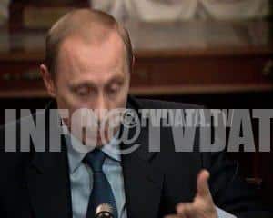 In this rare, rights-managed state press briefing, President Vladimir Putin delivers a sweeping address on early-2000s U.S.–Russia counter-terrorism cooperation