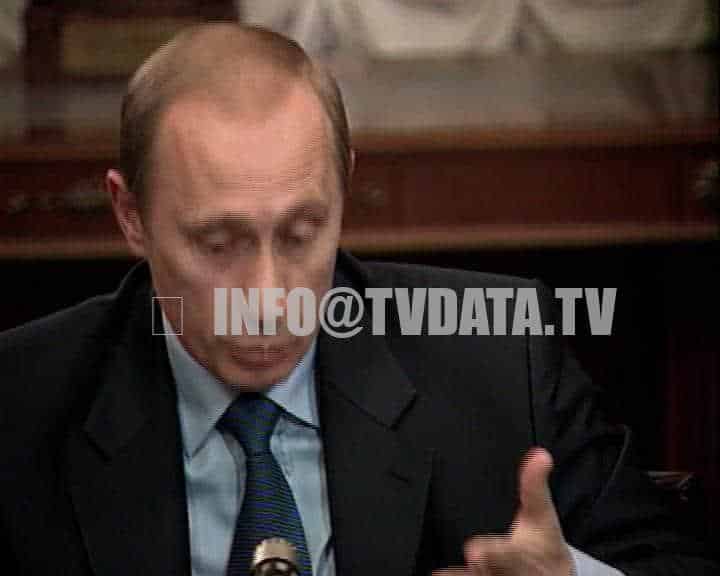 BL88_Putin-meeting-_15894 In this rare, rights-managed state press briefing, President Vladimir Putin delivers a sweeping address on early-2000s U.S.–Russia counter-terrorism cooperation