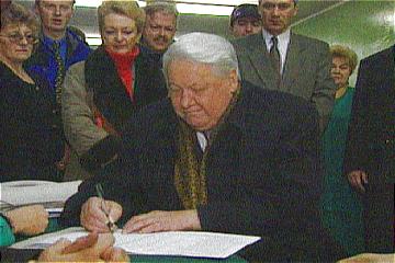 https://tvdata.tv/russia-presidential-election-2004-polling-station-voter-activity-putin/